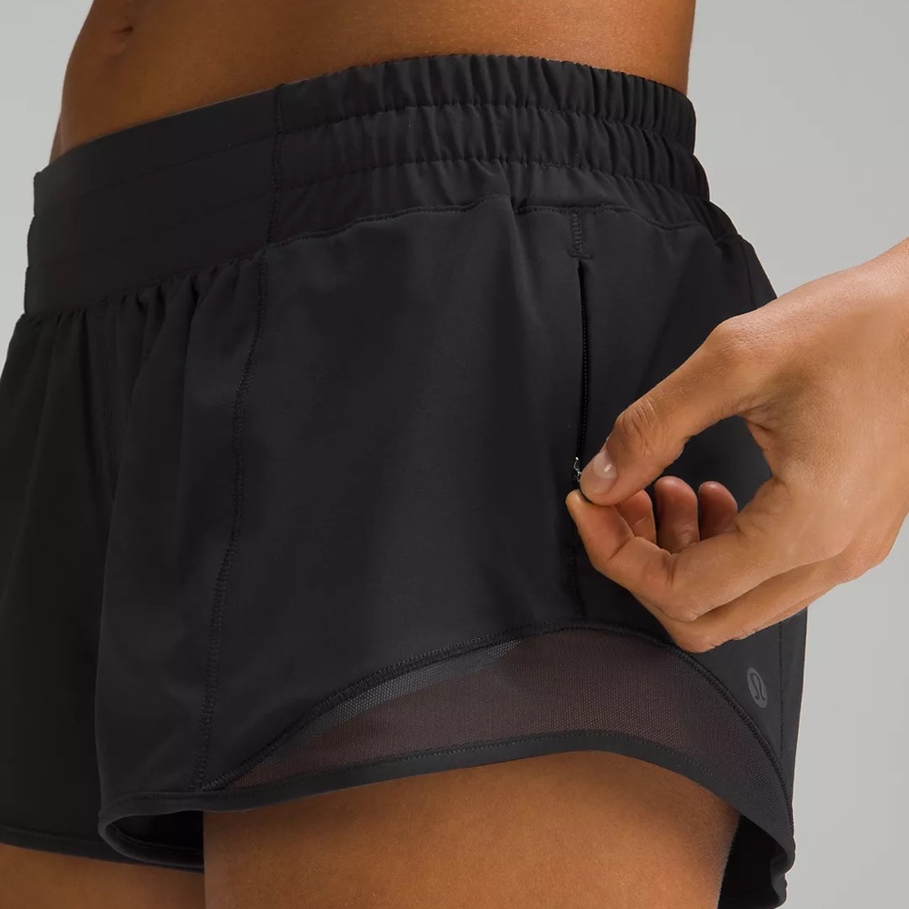 Lululemon black hotty hot shorts
